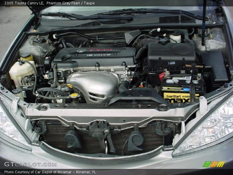 Phantom Gray Pearl / Taupe 2005 Toyota Camry LE