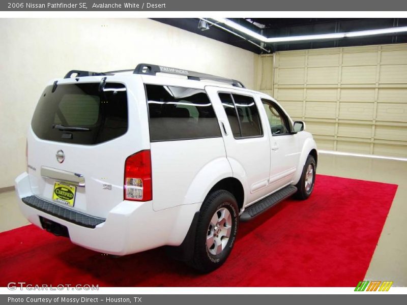 Avalanche White / Desert 2006 Nissan Pathfinder SE