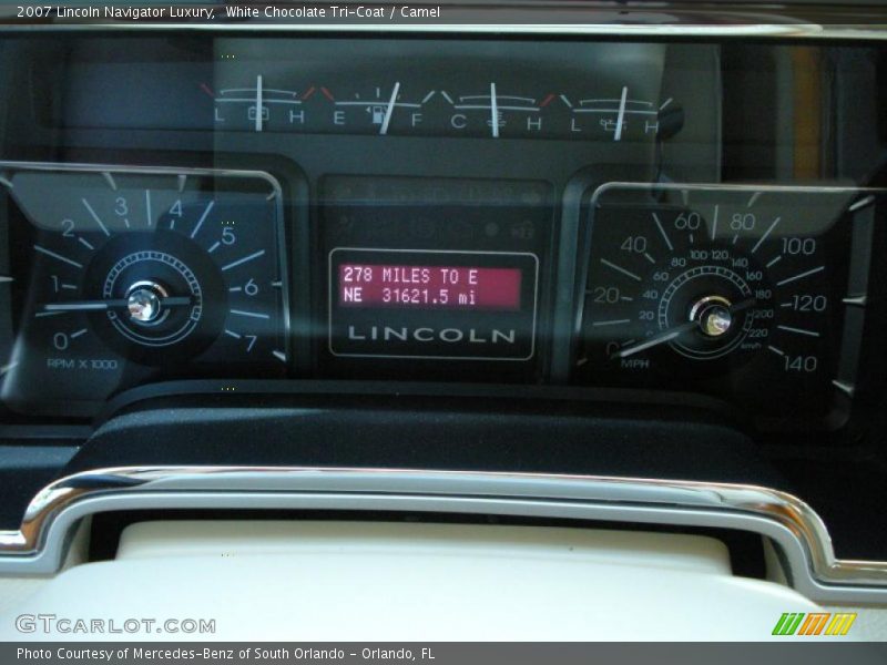 White Chocolate Tri-Coat / Camel 2007 Lincoln Navigator Luxury