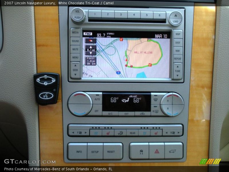White Chocolate Tri-Coat / Camel 2007 Lincoln Navigator Luxury