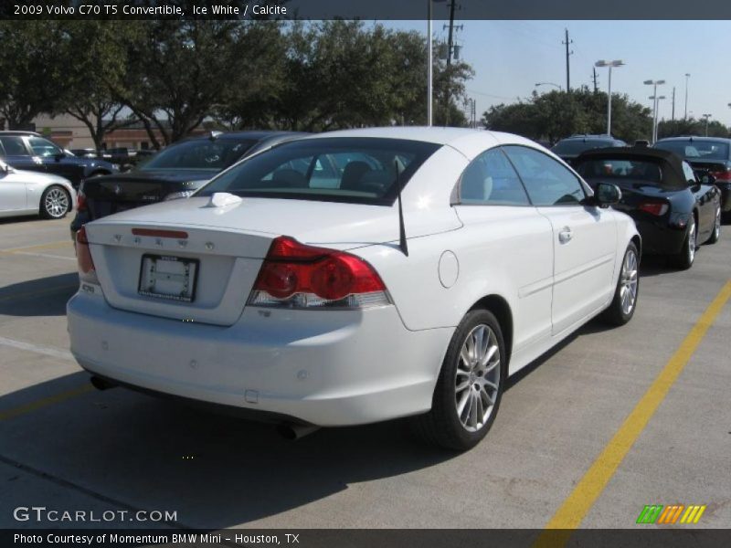 Ice White / Calcite 2009 Volvo C70 T5 Convertible