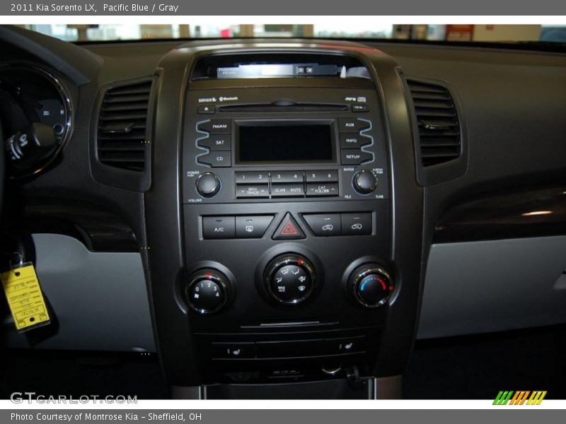 Pacific Blue / Gray 2011 Kia Sorento LX