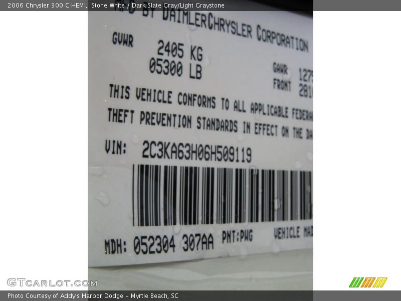 Stone White / Dark Slate Gray/Light Graystone 2006 Chrysler 300 C HEMI