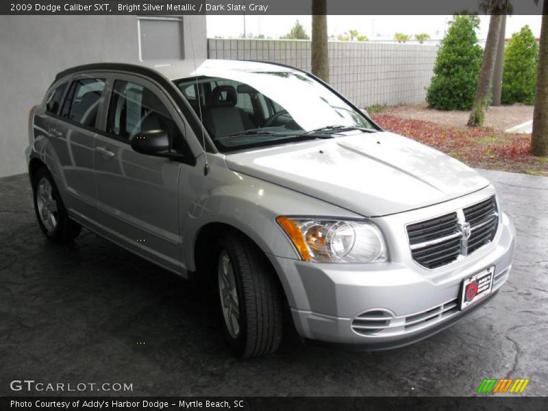Bright Silver Metallic / Dark Slate Gray 2009 Dodge Caliber SXT