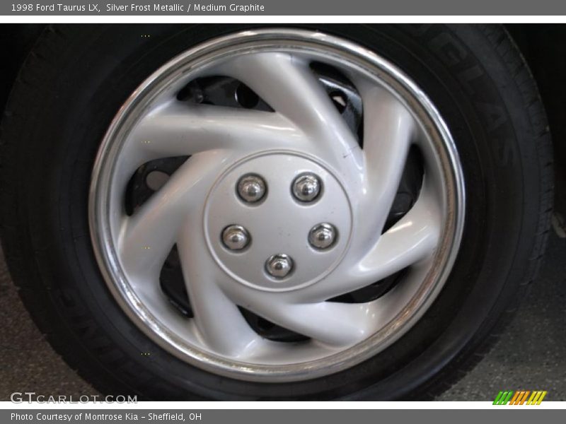 Silver Frost Metallic / Medium Graphite 1998 Ford Taurus LX