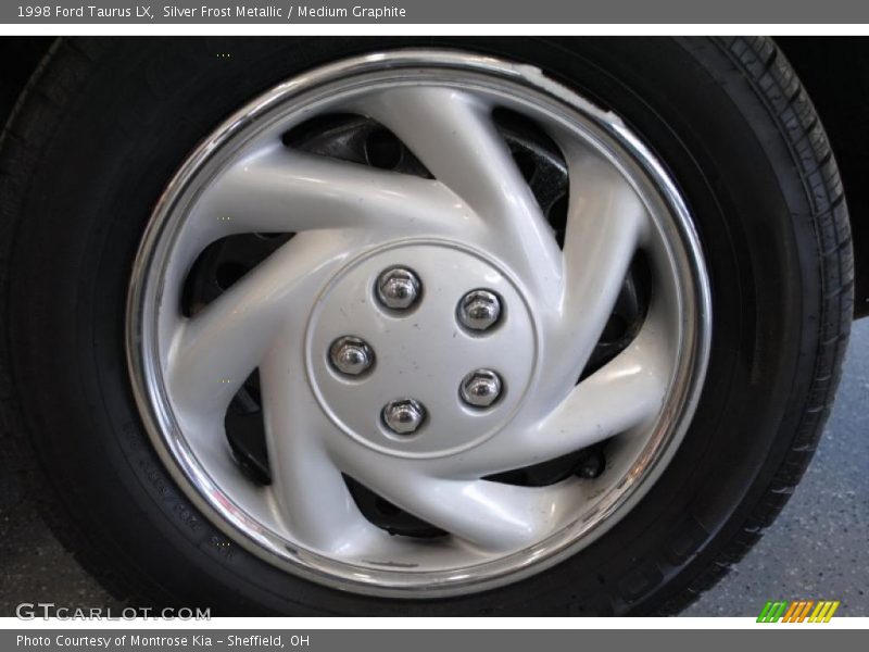 Silver Frost Metallic / Medium Graphite 1998 Ford Taurus LX