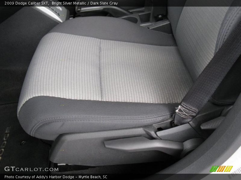Bright Silver Metallic / Dark Slate Gray 2009 Dodge Caliber SXT