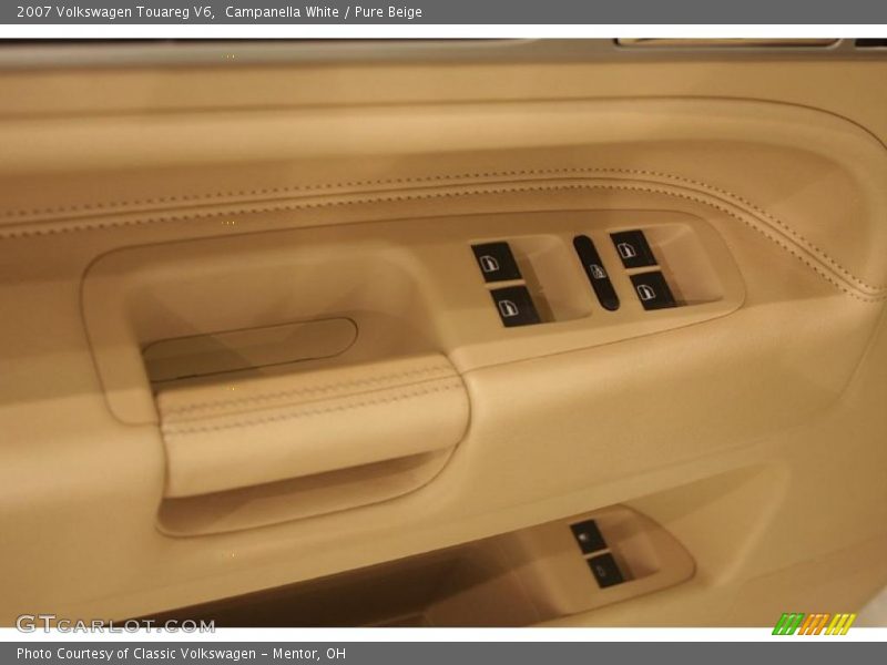 Campanella White / Pure Beige 2007 Volkswagen Touareg V6