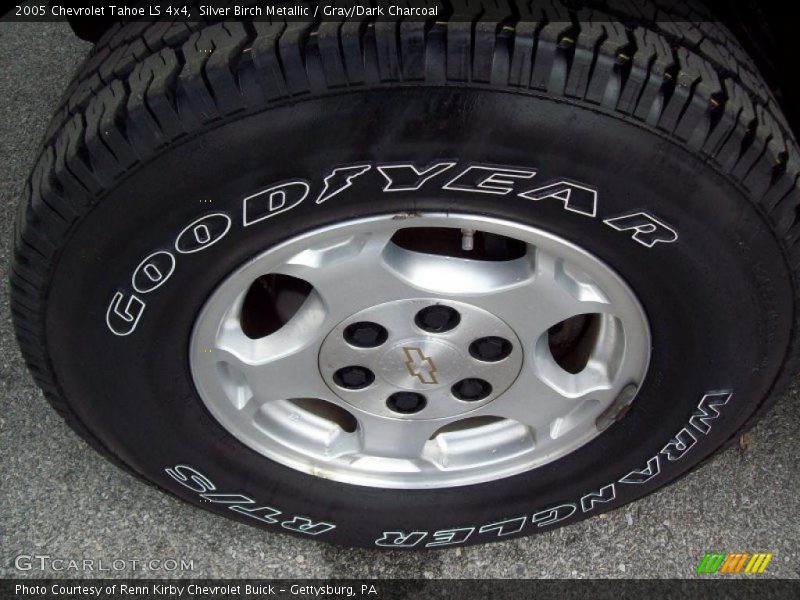 Silver Birch Metallic / Gray/Dark Charcoal 2005 Chevrolet Tahoe LS 4x4