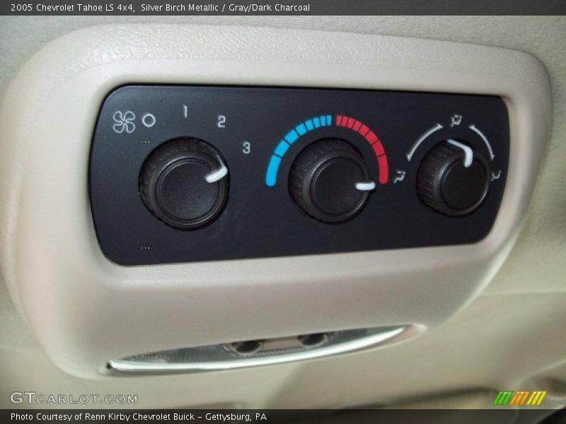 Silver Birch Metallic / Gray/Dark Charcoal 2005 Chevrolet Tahoe LS 4x4