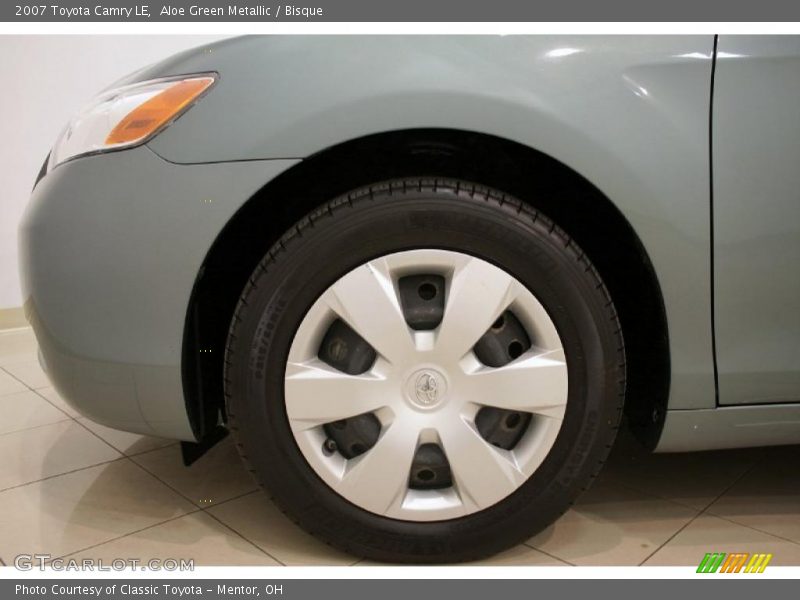 Aloe Green Metallic / Bisque 2007 Toyota Camry LE