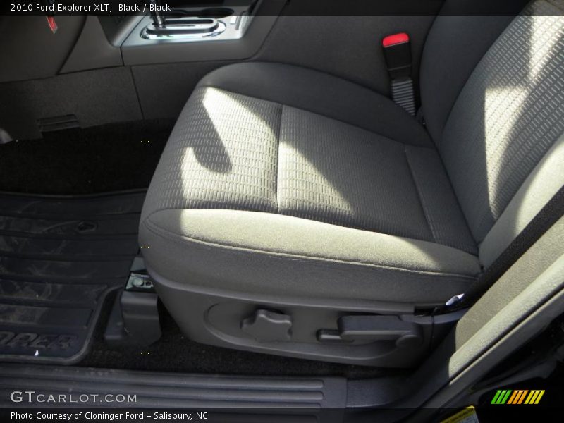 Black / Black 2010 Ford Explorer XLT