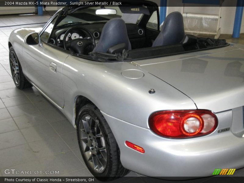 Sunlight Silver Metallic / Black 2004 Mazda MX-5 Miata Roadster