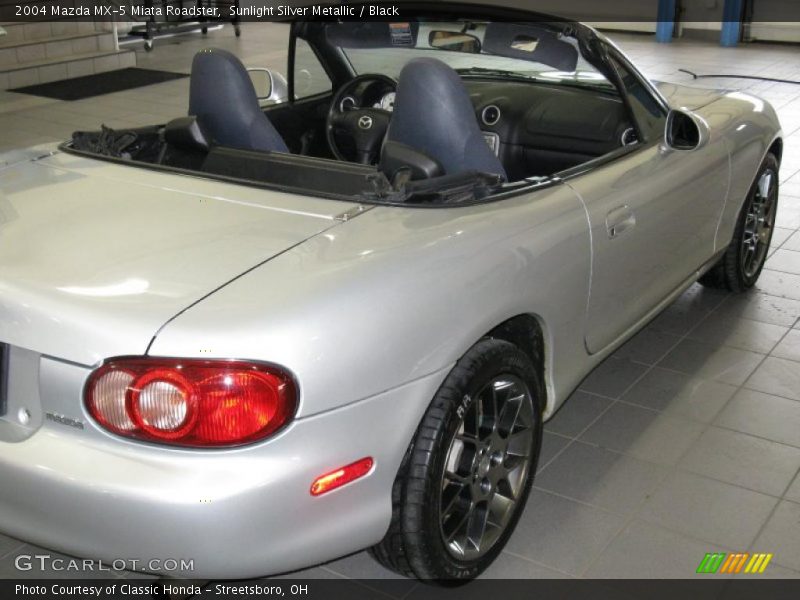 Sunlight Silver Metallic / Black 2004 Mazda MX-5 Miata Roadster