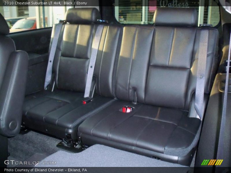 Black / Ebony 2010 Chevrolet Suburban LT 4x4