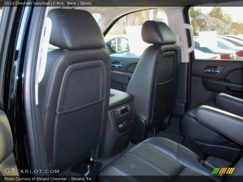Black / Ebony 2010 Chevrolet Suburban LT 4x4