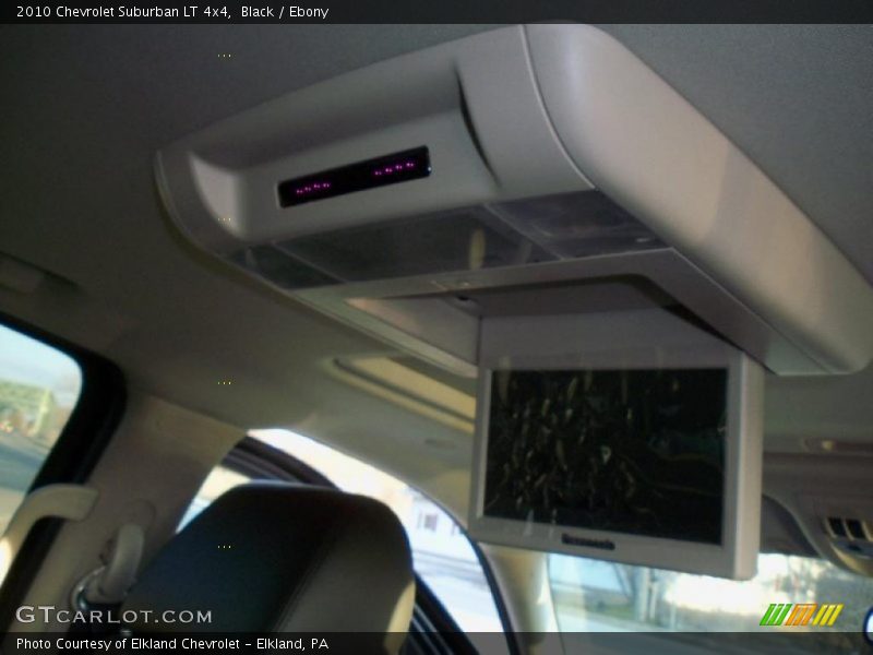 Black / Ebony 2010 Chevrolet Suburban LT 4x4