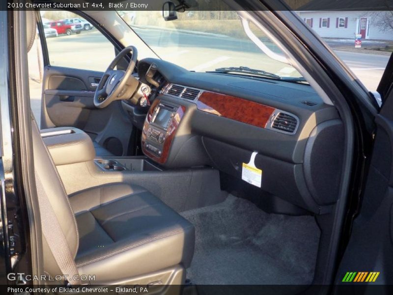 Black / Ebony 2010 Chevrolet Suburban LT 4x4