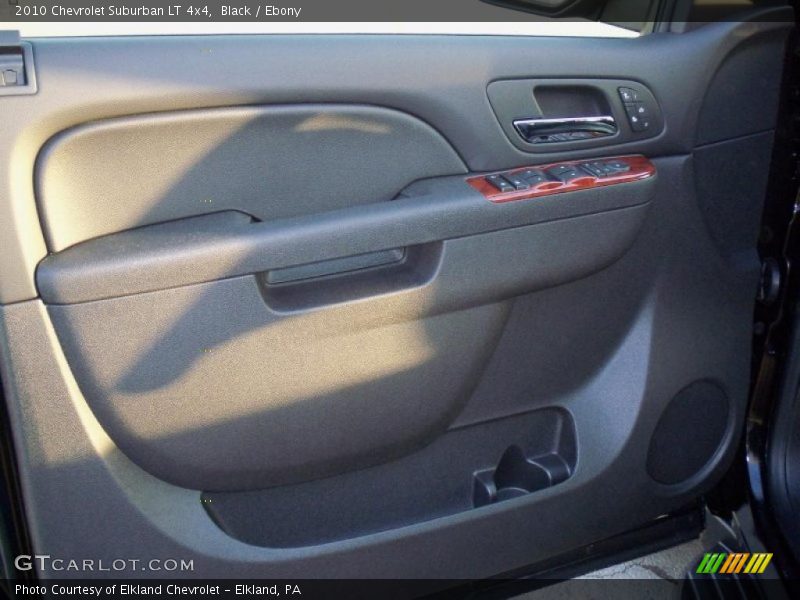 Black / Ebony 2010 Chevrolet Suburban LT 4x4