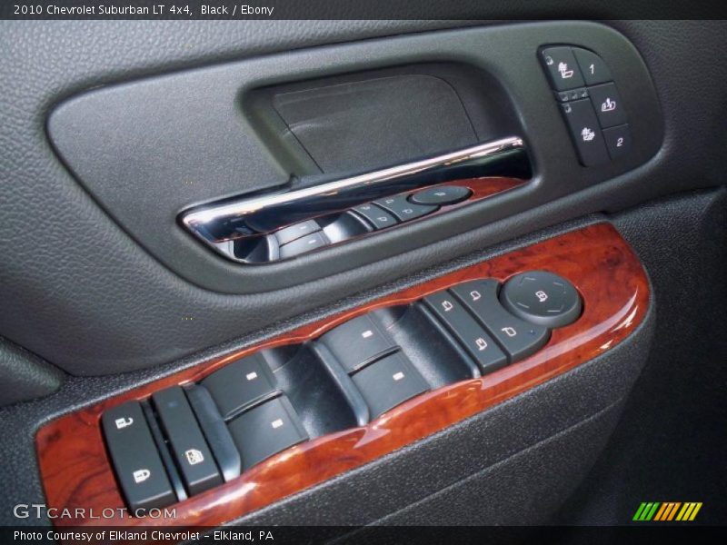 Black / Ebony 2010 Chevrolet Suburban LT 4x4