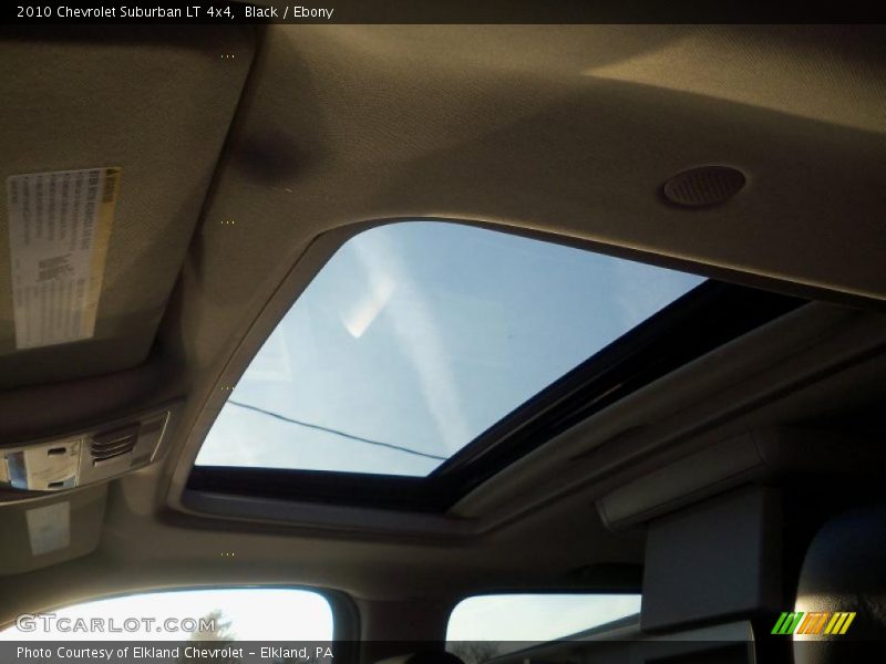Black / Ebony 2010 Chevrolet Suburban LT 4x4