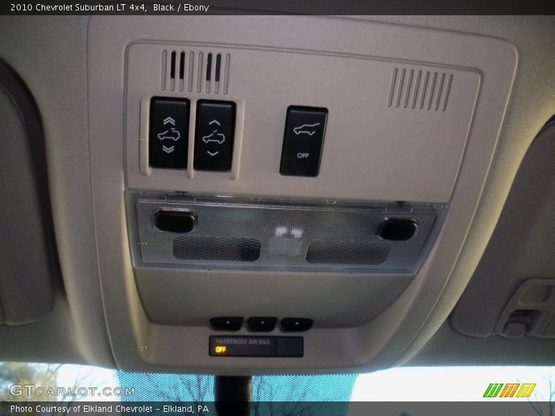 Black / Ebony 2010 Chevrolet Suburban LT 4x4