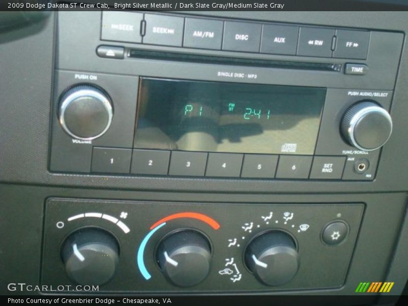 Bright Silver Metallic / Dark Slate Gray/Medium Slate Gray 2009 Dodge Dakota ST Crew Cab