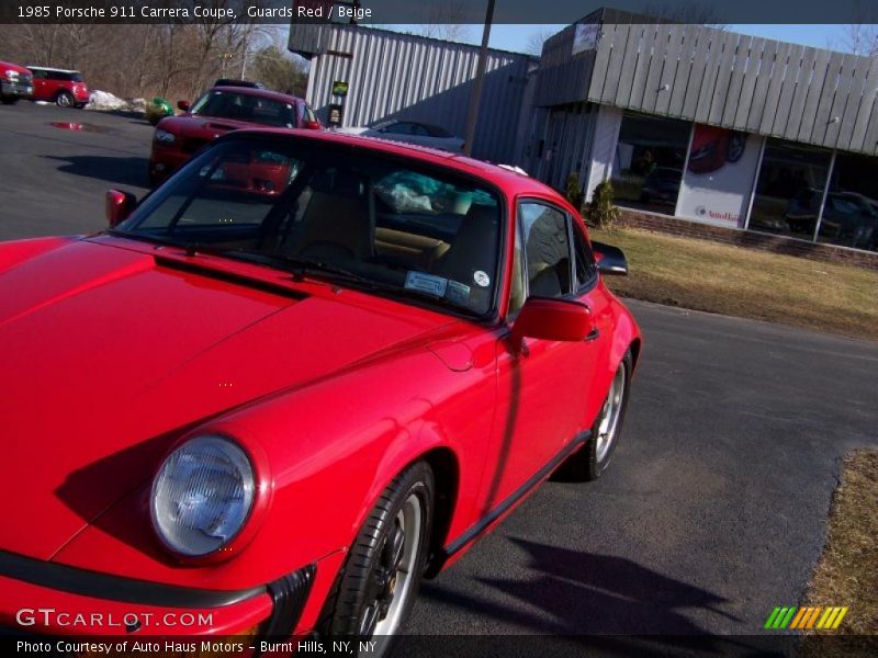 Guards Red / Beige 1985 Porsche 911 Carrera Coupe