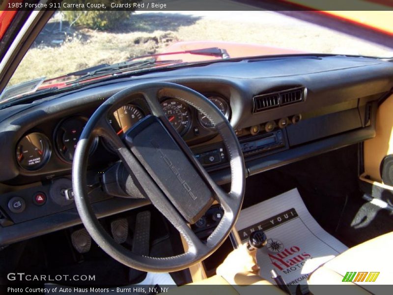 Guards Red / Beige 1985 Porsche 911 Carrera Coupe