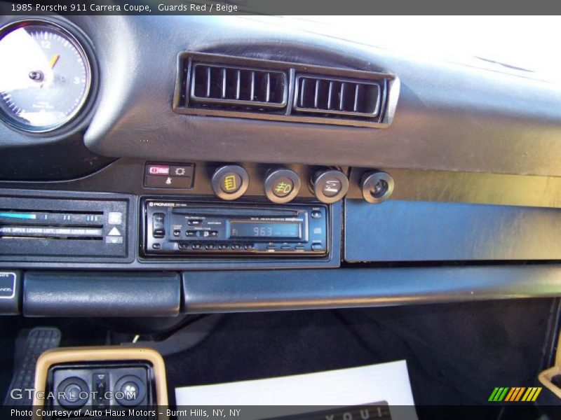 Guards Red / Beige 1985 Porsche 911 Carrera Coupe