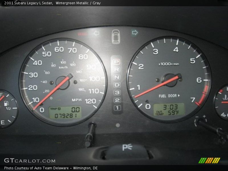 Wintergreen Metallic / Gray 2001 Subaru Legacy L Sedan