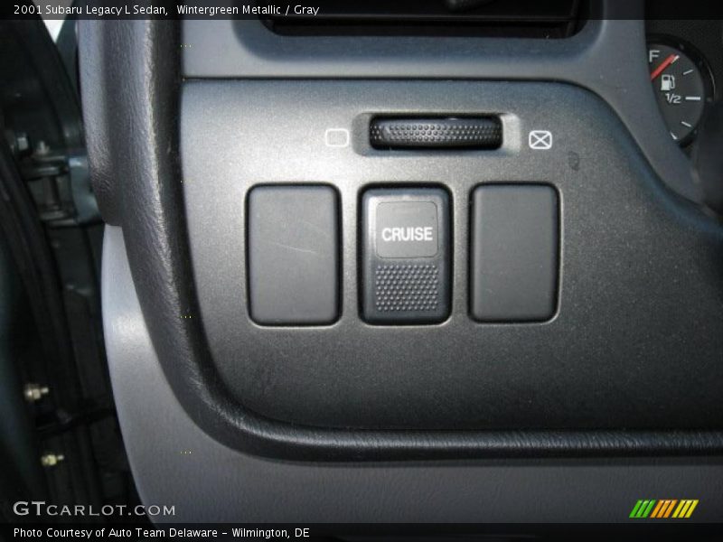 Wintergreen Metallic / Gray 2001 Subaru Legacy L Sedan