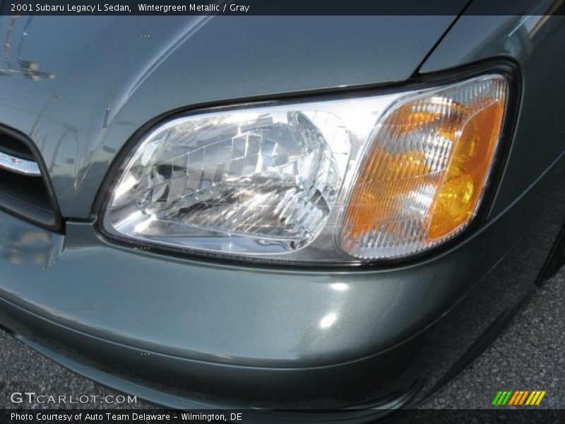Wintergreen Metallic / Gray 2001 Subaru Legacy L Sedan