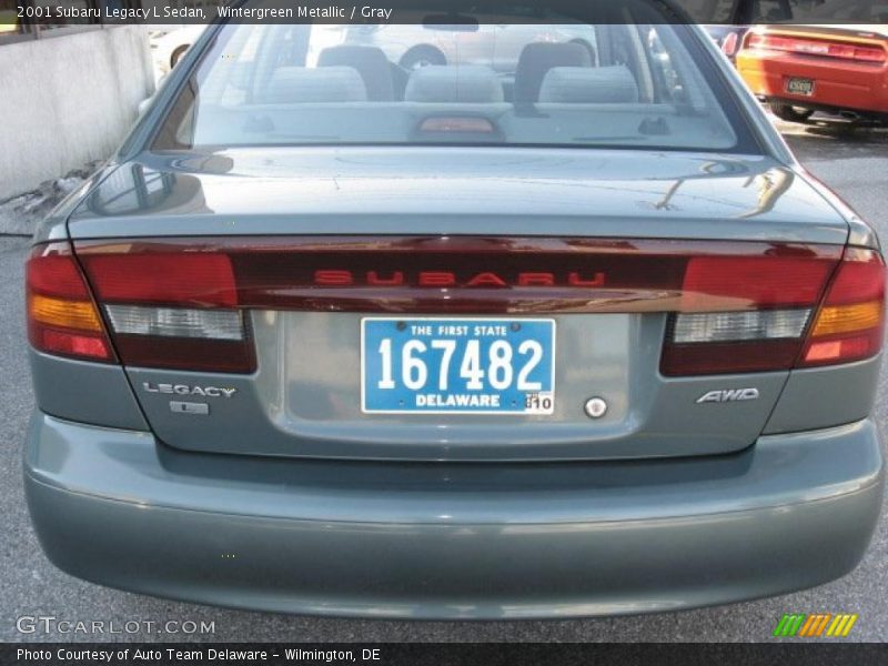 Wintergreen Metallic / Gray 2001 Subaru Legacy L Sedan