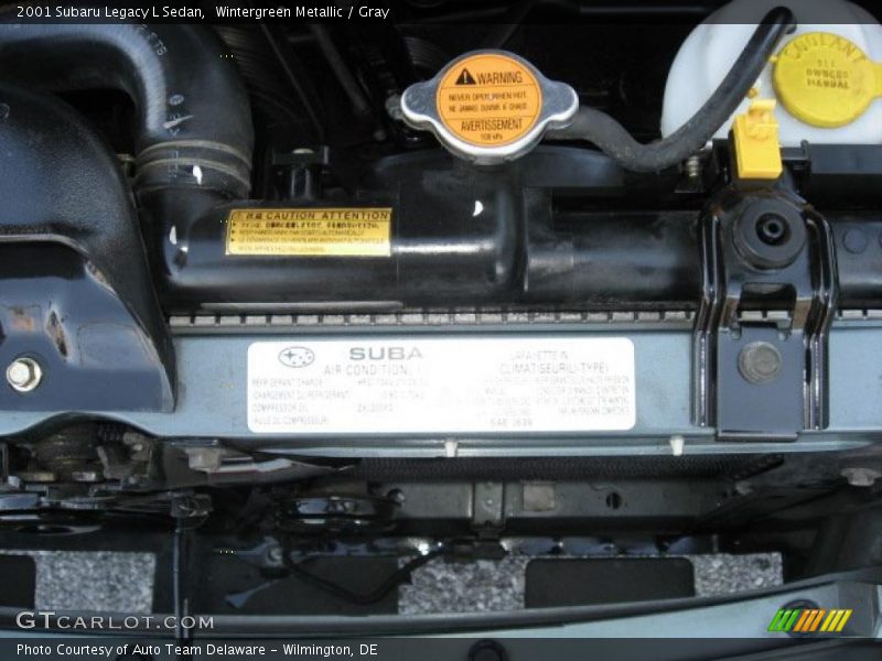 Wintergreen Metallic / Gray 2001 Subaru Legacy L Sedan