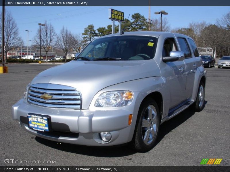 Silver Ice Metallic / Gray 2009 Chevrolet HHR LT