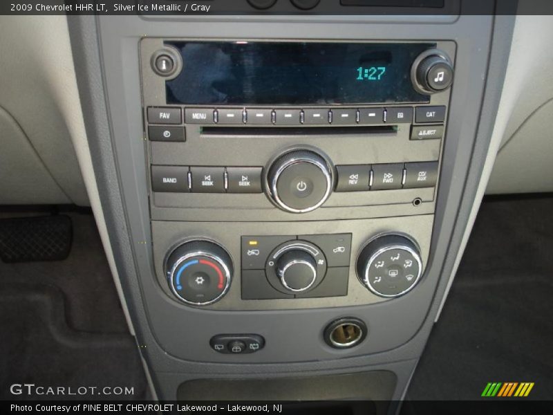 Silver Ice Metallic / Gray 2009 Chevrolet HHR LT