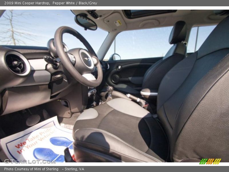 Pepper White / Black/Grey 2009 Mini Cooper Hardtop