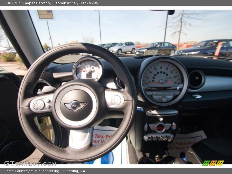 Pepper White / Black/Grey 2009 Mini Cooper Hardtop