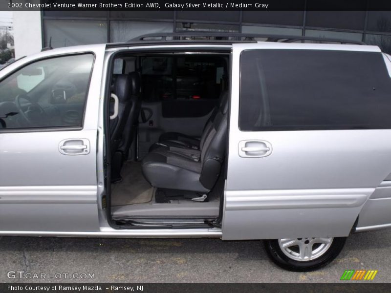 Galaxy Silver Metallic / Medium Gray 2002 Chevrolet Venture Warner Brothers Edition AWD