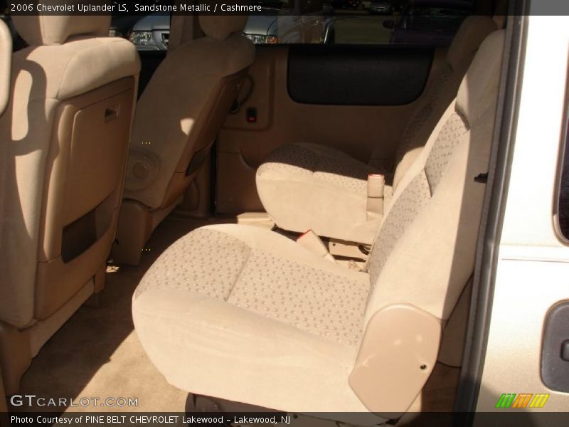 Sandstone Metallic / Cashmere 2006 Chevrolet Uplander LS