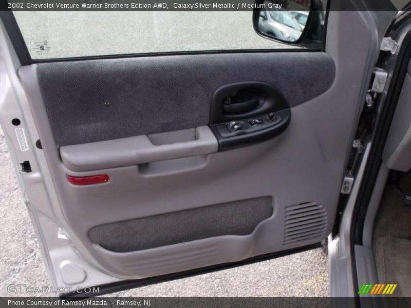 Galaxy Silver Metallic / Medium Gray 2002 Chevrolet Venture Warner Brothers Edition AWD