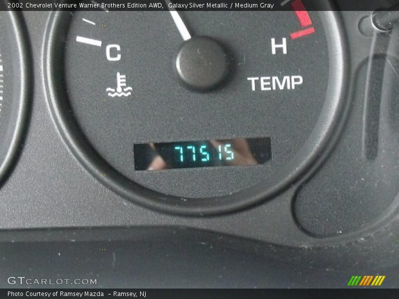 Galaxy Silver Metallic / Medium Gray 2002 Chevrolet Venture Warner Brothers Edition AWD