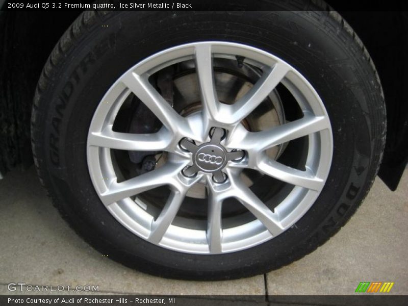 Ice Silver Metallic / Black 2009 Audi Q5 3.2 Premium quattro