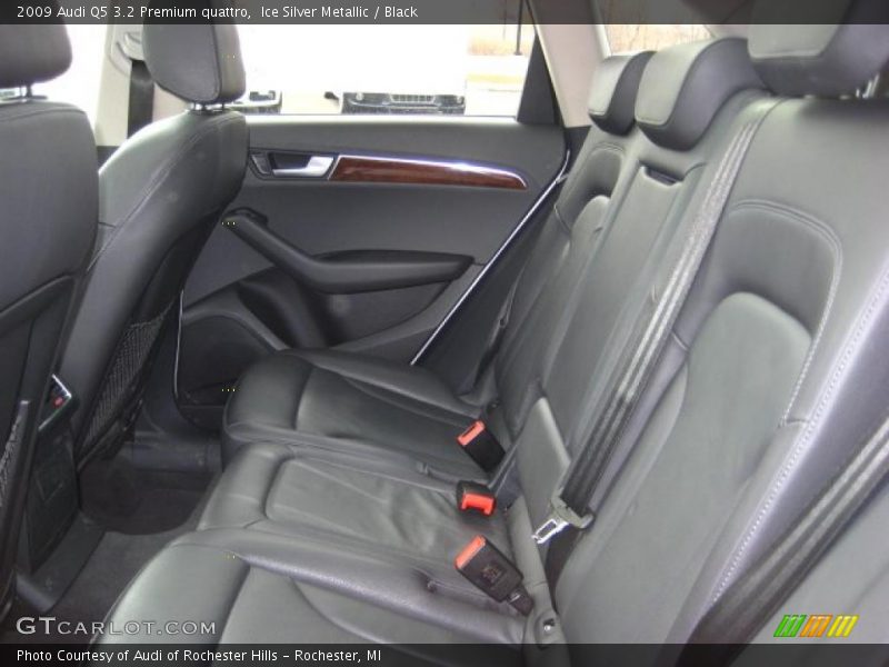 Ice Silver Metallic / Black 2009 Audi Q5 3.2 Premium quattro