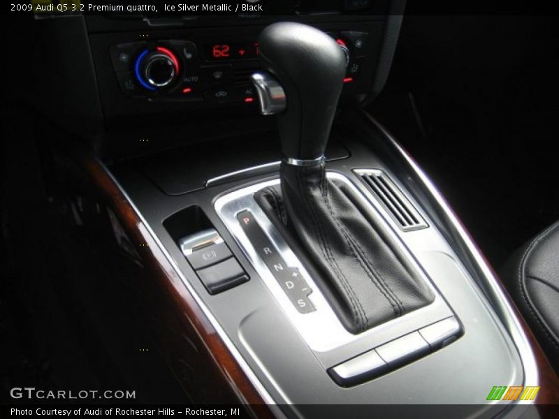 Ice Silver Metallic / Black 2009 Audi Q5 3.2 Premium quattro