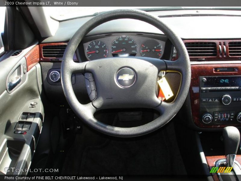 White / Ebony 2009 Chevrolet Impala LT