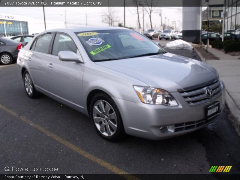 Titanium Metallic / Light Gray 2007 Toyota Avalon XLS