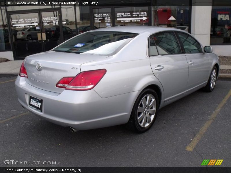Titanium Metallic / Light Gray 2007 Toyota Avalon XLS