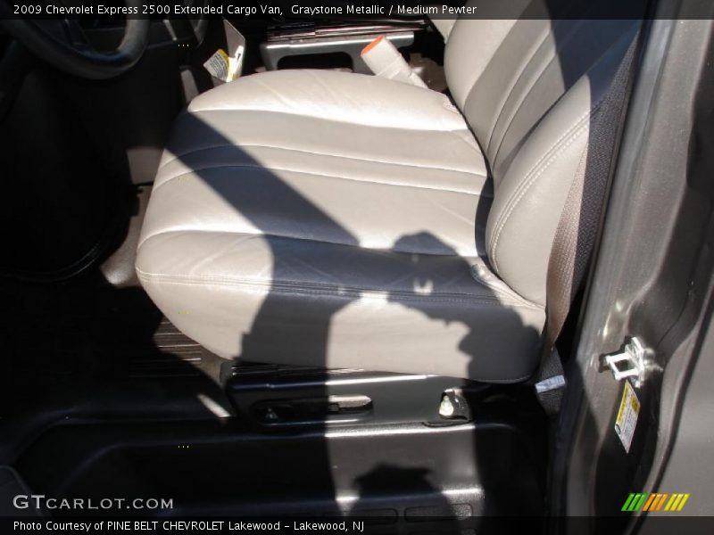 Graystone Metallic / Medium Pewter 2009 Chevrolet Express 2500 Extended Cargo Van